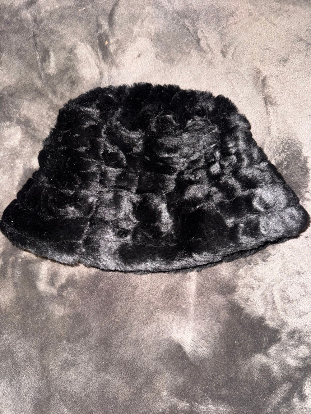 Parkhurst Black Faux Fur Bucket Hat Plush Winter Accessory
